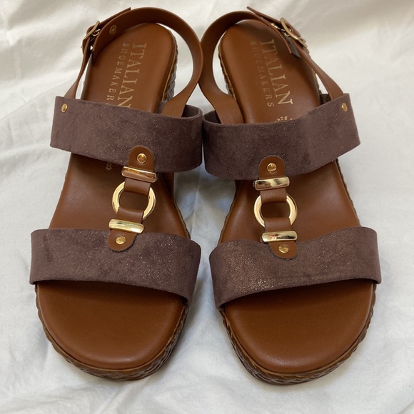 Women’s Italian Shoemakers Brown and Purple Sandal Wedge High Heels. Size 8. - Picture 5 of 12